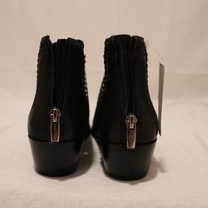 Vince Camuto Shoes - Vince Camuto Sz 6.5 Vince Camuto Shoes - Vince Camuto Sz 6.5